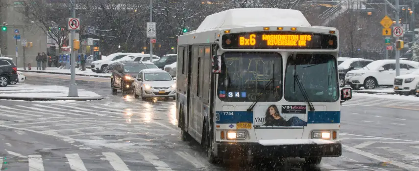 Qué Hacer Después de un Accidente de Autobús en Nueva York