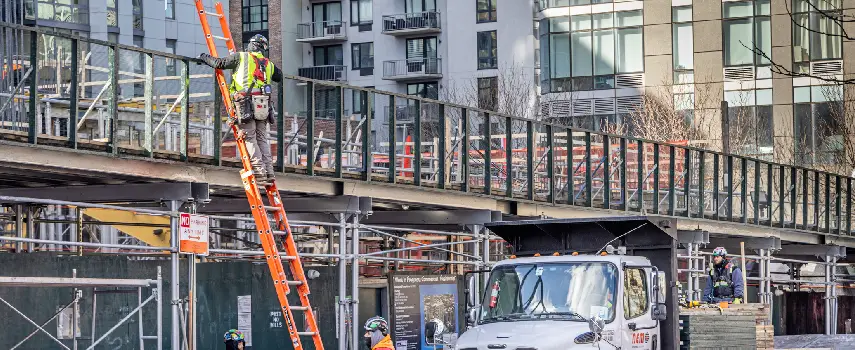 ¿Cuáles Son las Leyes de Escaleras de Nueva York?